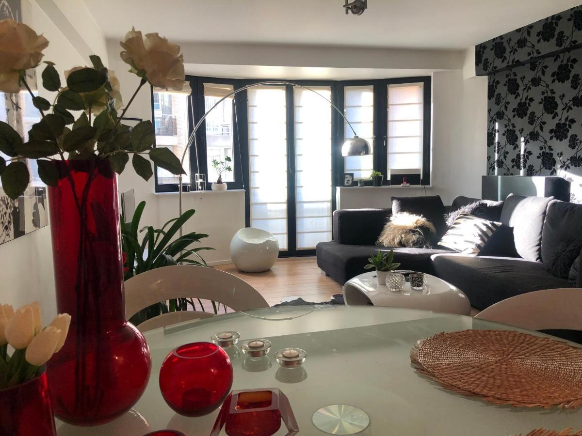 Cosy And Trendy Apartment 75M2 With Balcony - Centrally Located - Lippenslaan Knokke-Heist Kültér fotó