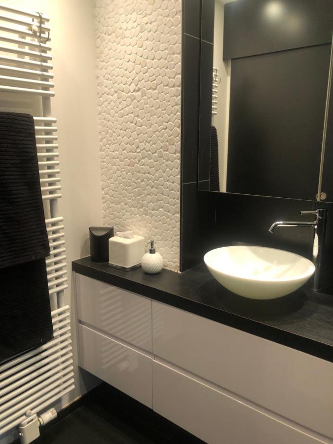 Cosy And Trendy Apartment 75M2 With Balcony - Centrally Located - Lippenslaan Knokke-Heist Kültér fotó